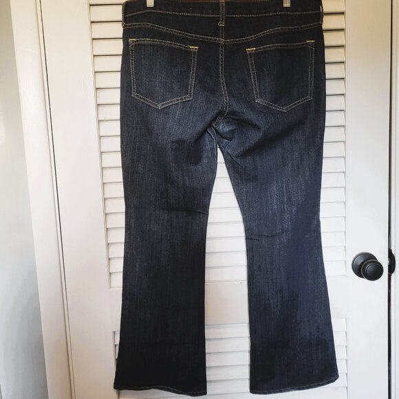Old Navy Women's The Diva Boot Cut Jeans 12 Short Dark Wash Denim - Picture 3 of 7